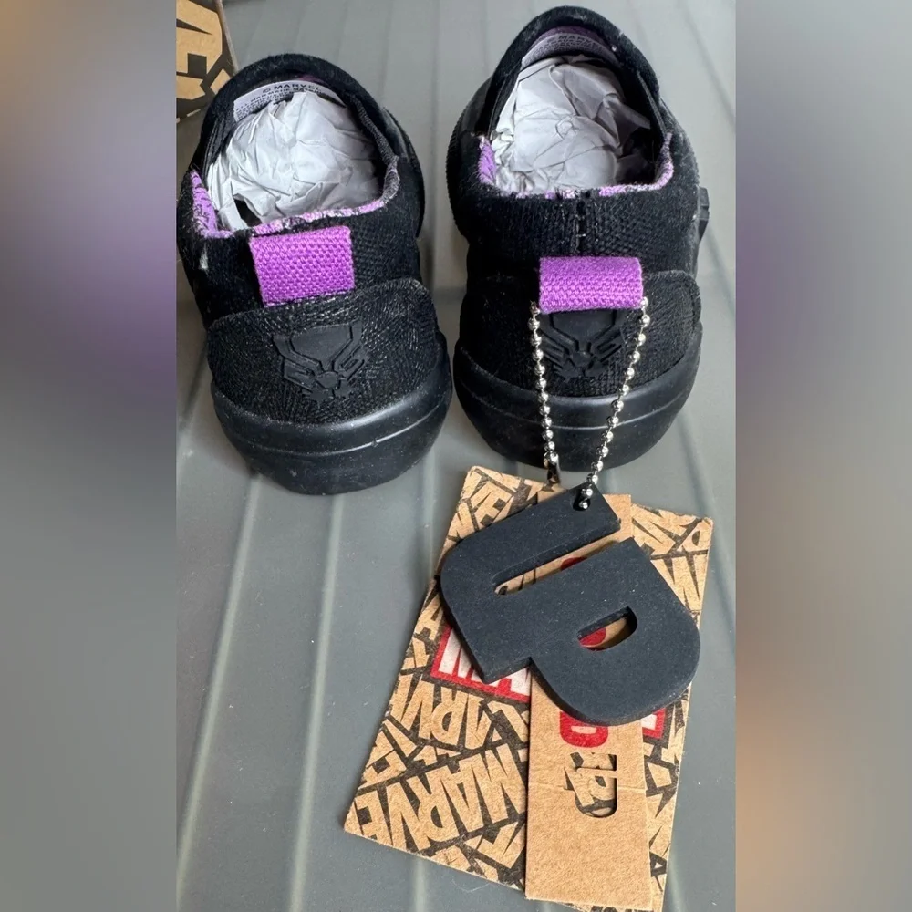 Marvel ground up black panther slip-on baby shoes size 5